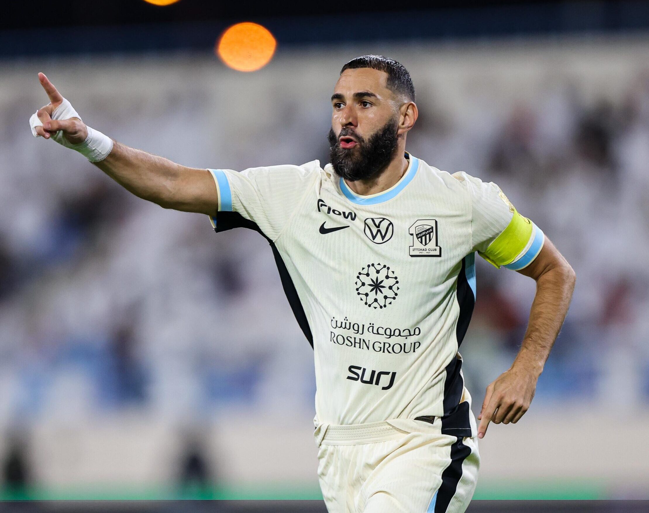 بنزيما يعود تدريجياً للمشاركة مع الاتحاد قبل موقعة الوحدة في كأس الملك